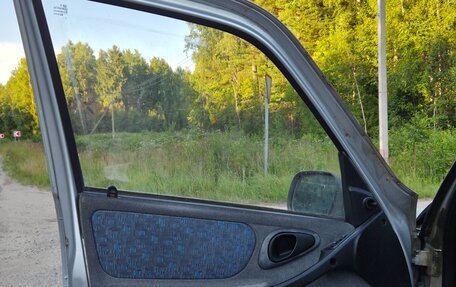 Chevrolet Niva I рестайлинг, 2005 год, 270 000 рублей, 20 фотография