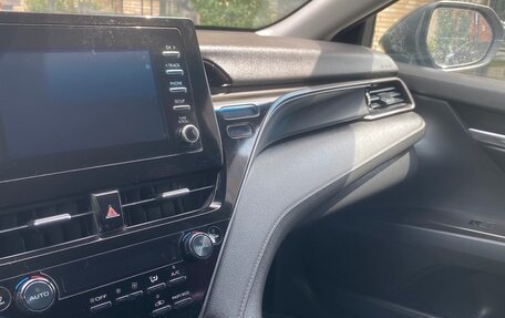 Toyota Camry, 2021 год, 2 288 888 рублей, 10 фотография
