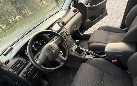Toyota Corolla, 2006 год, 600 000 рублей, 16 фотография