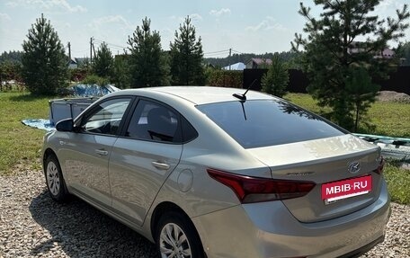 Hyundai Solaris II рестайлинг, 2019 год, 1 210 000 рублей, 6 фотография