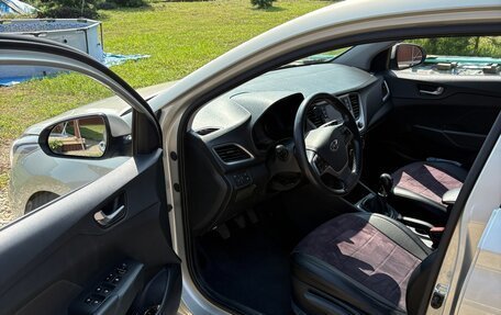 Hyundai Solaris II рестайлинг, 2019 год, 1 210 000 рублей, 11 фотография