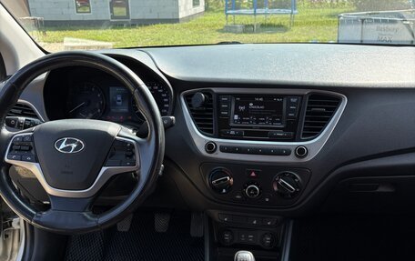 Hyundai Solaris II рестайлинг, 2019 год, 1 210 000 рублей, 14 фотография