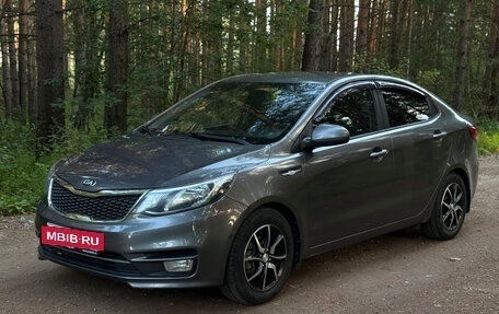 KIA Rio III рестайлинг, 2015 год, 950 000 рублей, 4 фотография
