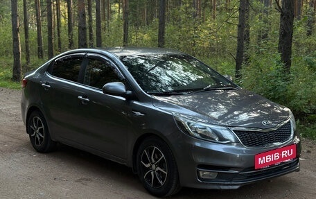 KIA Rio III рестайлинг, 2015 год, 950 000 рублей, 5 фотография