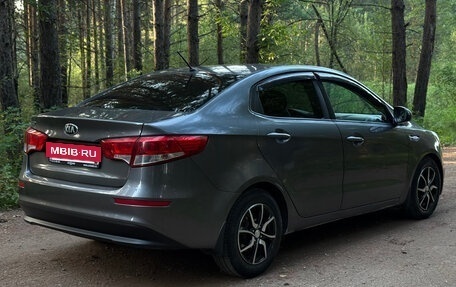 KIA Rio III рестайлинг, 2015 год, 950 000 рублей, 7 фотография