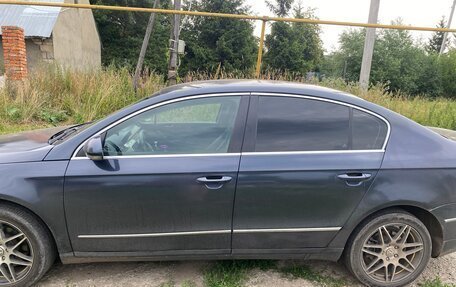 Volkswagen Passat B6, 2007 год, 620 000 рублей, 3 фотография
