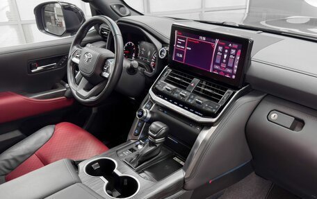 Toyota Land Cruiser, 2022 год, 11 999 900 рублей, 9 фотография