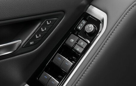 Toyota Land Cruiser, 2022 год, 11 999 900 рублей, 11 фотография