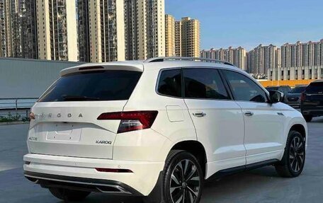 Skoda Karoq I, 2023 год, 2 156 000 рублей, 6 фотография