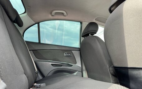 KIA Rio II, 2011 год, 650 000 рублей, 4 фотография