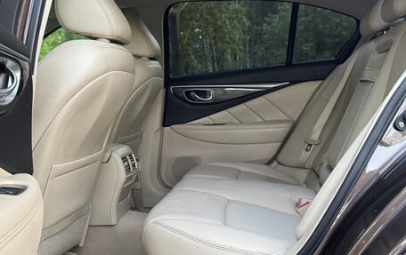 Infiniti Q50 I рестайлинг, 2015 год, 1 570 000 рублей, 26 фотография