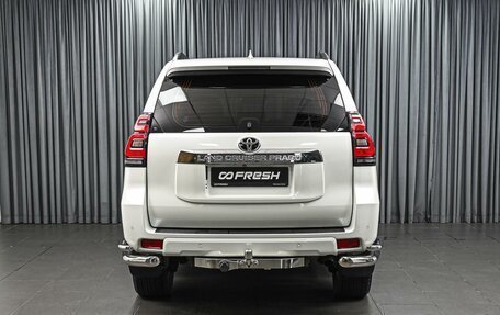 Toyota Land Cruiser Prado 150 рестайлинг 2, 2019 год, 6 869 000 рублей, 4 фотография