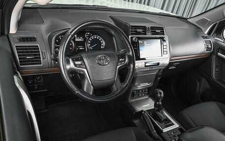 Toyota Land Cruiser Prado 150 рестайлинг 2, 2019 год, 6 869 000 рублей, 6 фотография