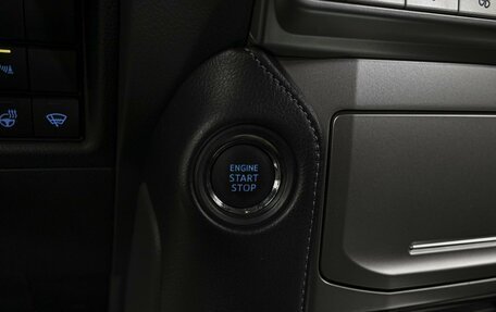 Toyota Land Cruiser Prado 150 рестайлинг 2, 2019 год, 6 869 000 рублей, 20 фотография