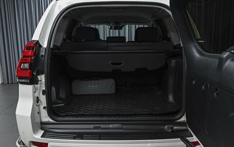 Toyota Land Cruiser Prado 150 рестайлинг 2, 2019 год, 6 869 000 рублей, 27 фотография