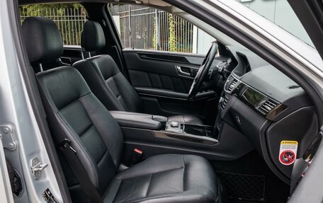 Mercedes-Benz E-Класс, 2011 год, 1 829 000 рублей, 10 фотография