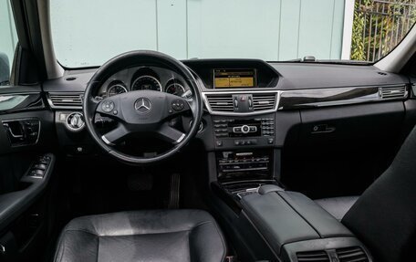 Mercedes-Benz E-Класс, 2011 год, 1 829 000 рублей, 8 фотография