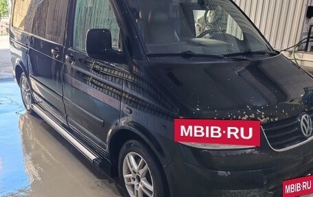 Volkswagen Multivan T5, 2005 год, 900 000 рублей, 2 фотография