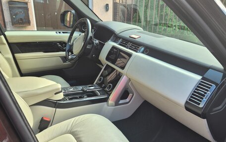 Land Rover Range Rover IV рестайлинг, 2020 год, 6 800 000 рублей, 9 фотография