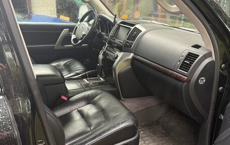 Toyota Land Cruiser 200, 2013 год, 3 550 000 рублей, 9 фотография