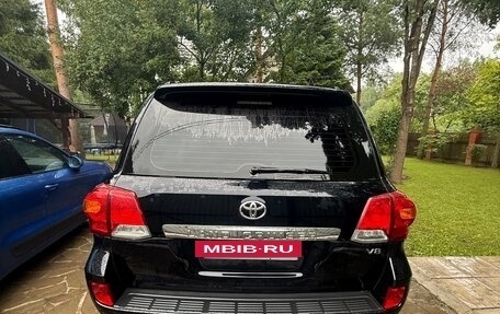 Toyota Land Cruiser 200, 2013 год, 3 550 000 рублей, 3 фотография