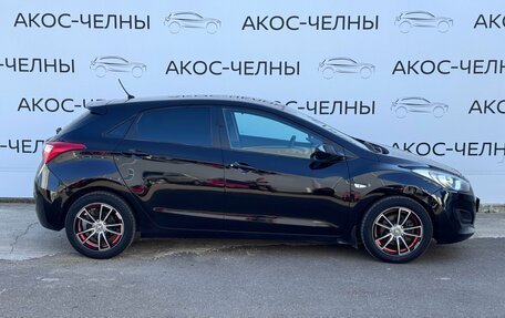 Hyundai i30 II рестайлинг, 2012 год, 680 000 рублей, 4 фотография