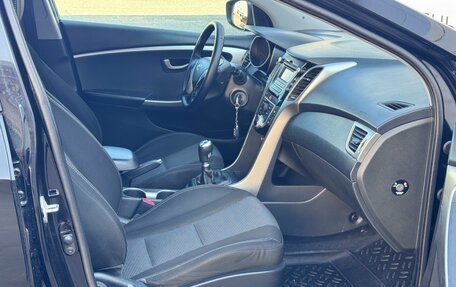 Hyundai i30 II рестайлинг, 2012 год, 680 000 рублей, 15 фотография