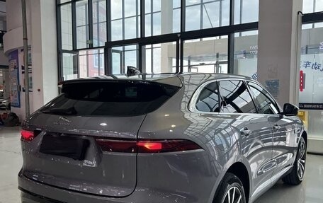 Jaguar F-Pace, 2021 год, 4 000 000 рублей, 3 фотография