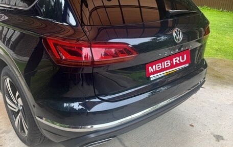 Volkswagen Touareg III, 2019 год, 5 700 000 рублей, 3 фотография