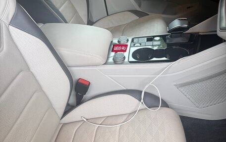 Volkswagen Touareg III, 2019 год, 5 700 000 рублей, 6 фотография