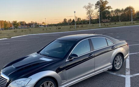 Mercedes-Benz S-Класс, 2007 год, 1 750 000 рублей, 29 фотография