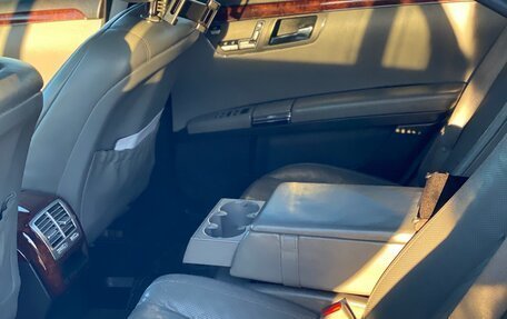 Mercedes-Benz S-Класс, 2007 год, 1 750 000 рублей, 39 фотография