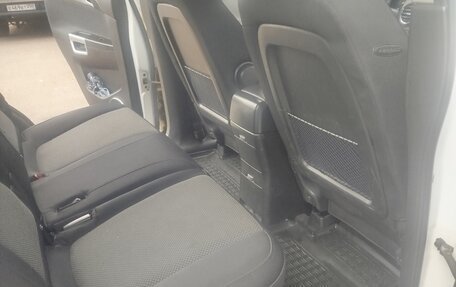 Opel Antara I, 2011 год, 860 000 рублей, 16 фотография