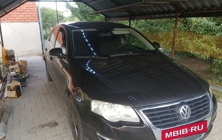 Volkswagen Passat B6, 2006 год, 550 000 рублей, 2 фотография