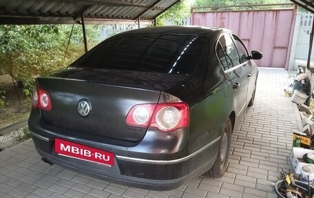 Volkswagen Passat B6, 2006 год, 550 000 рублей, 3 фотография