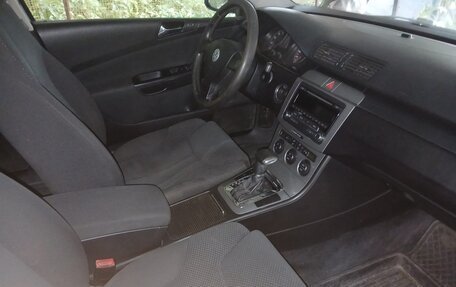 Volkswagen Passat B6, 2006 год, 550 000 рублей, 11 фотография