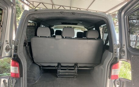 Volkswagen Transporter T5 рестайлинг, 2014 год, 2 300 000 рублей, 5 фотография