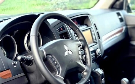 Mitsubishi Pajero IV, 2008 год, 1 490 000 рублей, 27 фотография