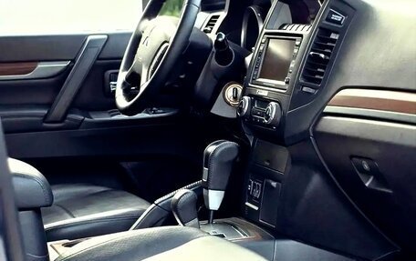 Mitsubishi Pajero IV, 2008 год, 1 490 000 рублей, 29 фотография