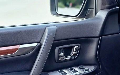 Mitsubishi Pajero IV, 2008 год, 1 490 000 рублей, 34 фотография