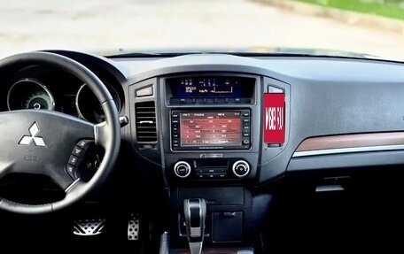 Mitsubishi Pajero IV, 2008 год, 1 490 000 рублей, 24 фотография