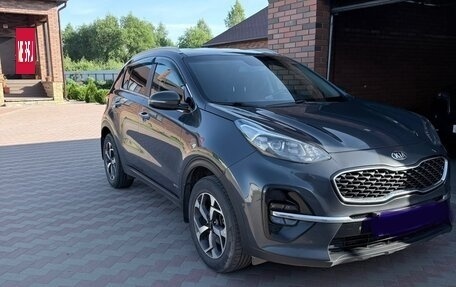 KIA Sportage IV рестайлинг, 2019 год, 1 980 000 рублей, 2 фотография