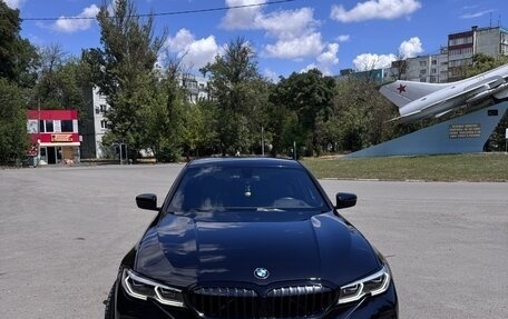 BMW 3 серия, 2019 год, 3 850 000 рублей, 1 фотография