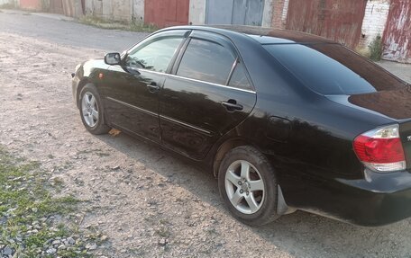Toyota Camry V40, 2004 год, 750 000 рублей, 4 фотография