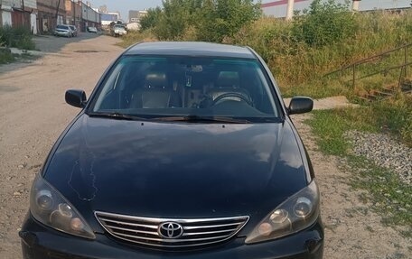 Toyota Camry V40, 2004 год, 750 000 рублей, 9 фотография
