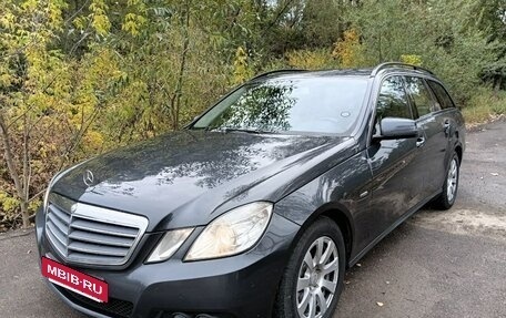 Mercedes-Benz E-Класс, 2010 год, 1 600 000 рублей, 8 фотография