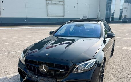 Mercedes-Benz E-Класс AMG, 2018 год, 4 650 000 рублей, 9 фотография