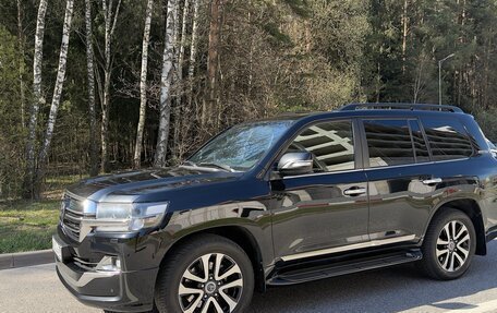 Toyota Land Cruiser 200, 2018 год, 6 400 000 рублей, 6 фотография