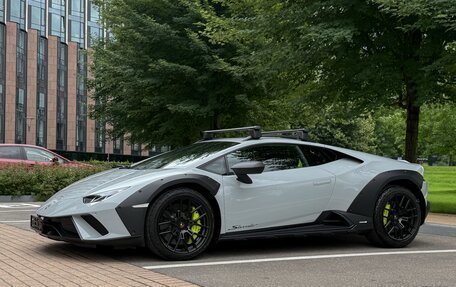 Lamborghini Huracán, 2024 год, 35 900 000 рублей, 4 фотография