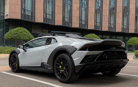 Lamborghini Huracán, 2024 год, 35 900 000 рублей, 7 фотография